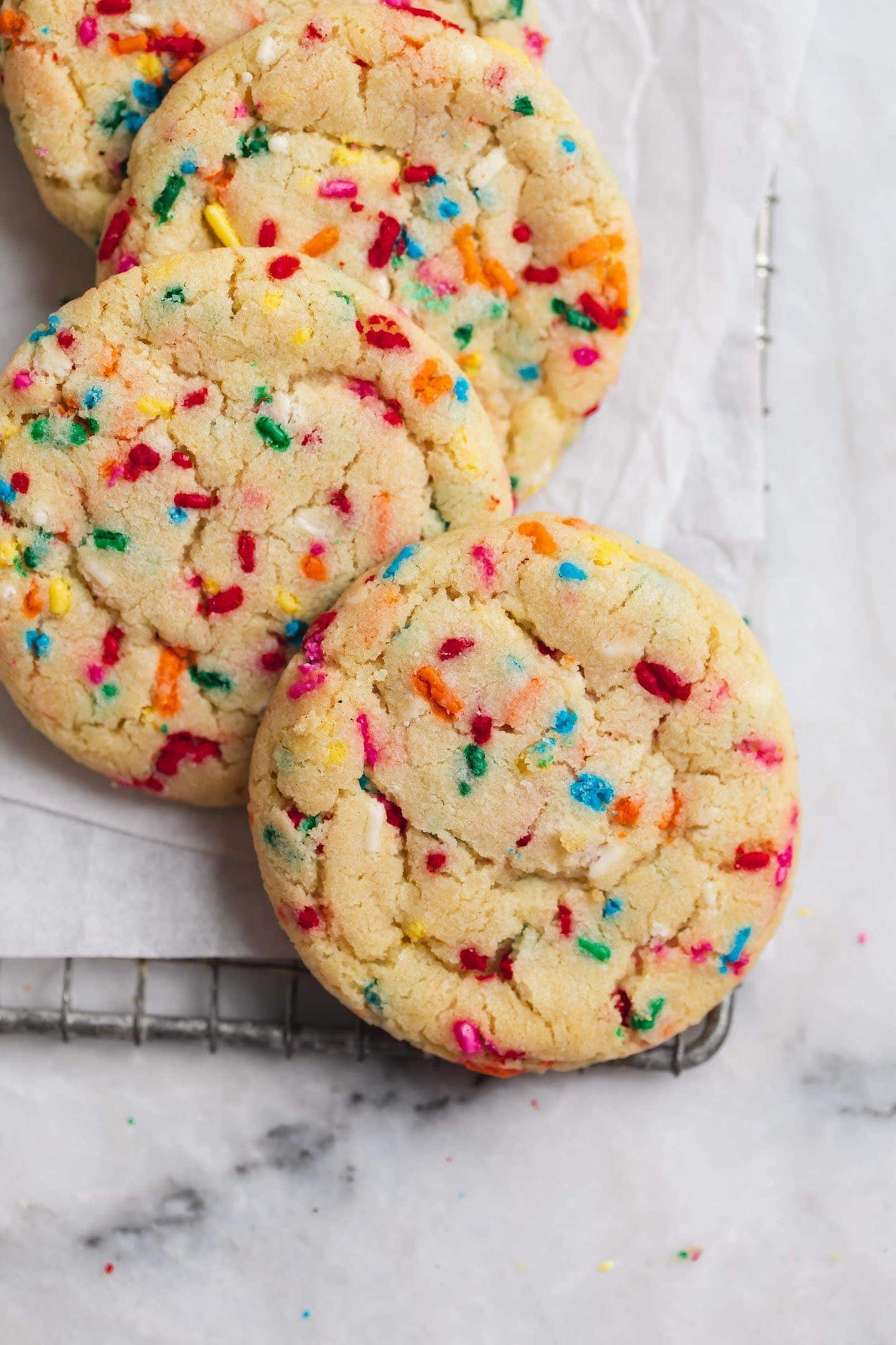 BIG BACK COOKIES ๐ confetti