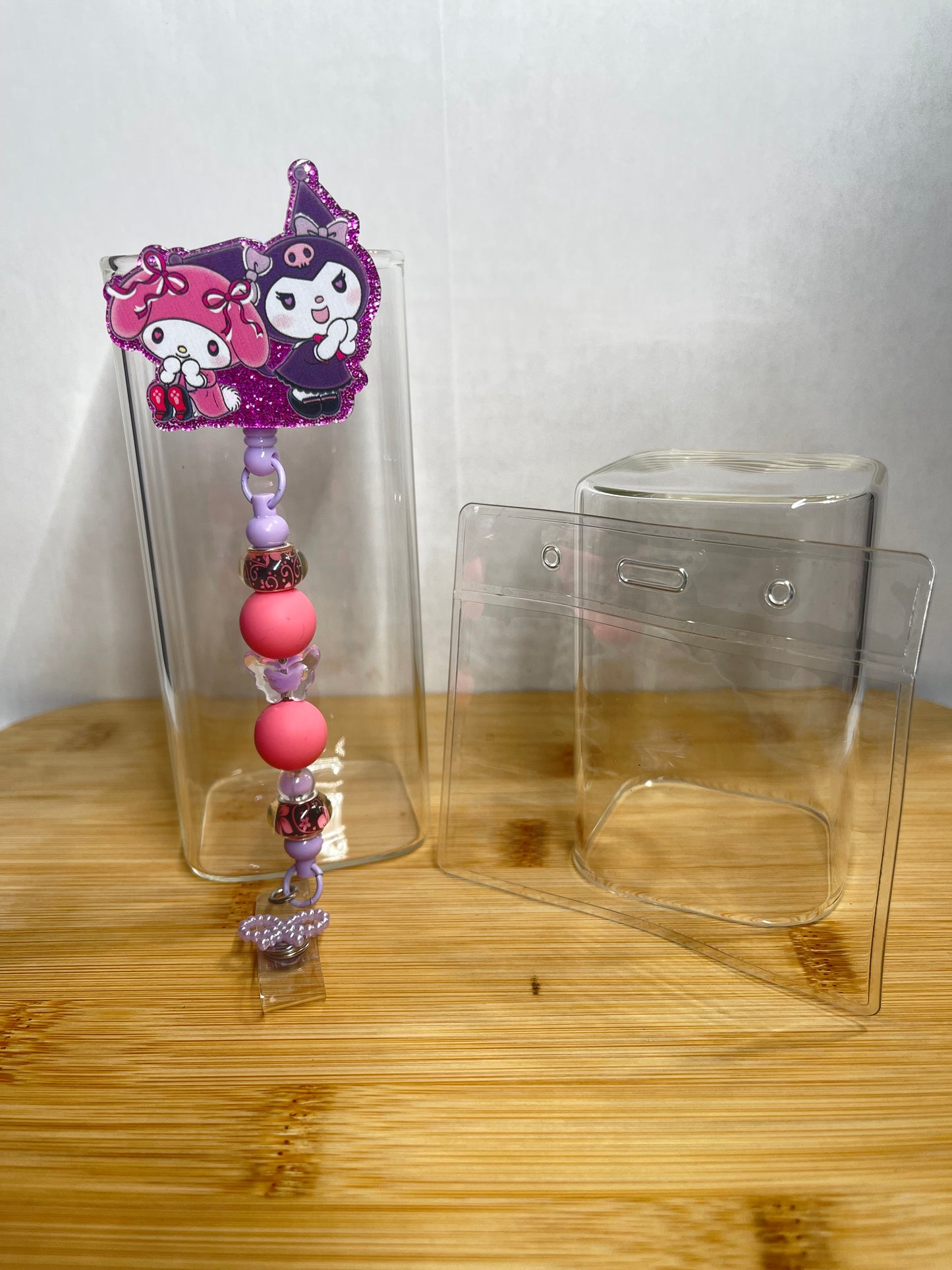 Retractable badge holder