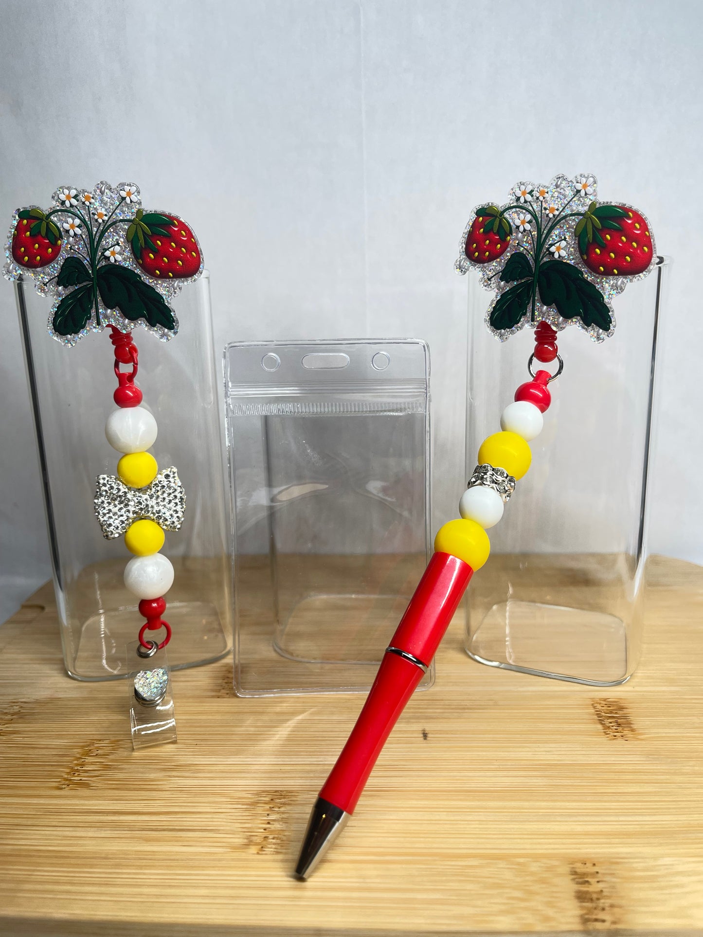 Retractable badge and pen sets